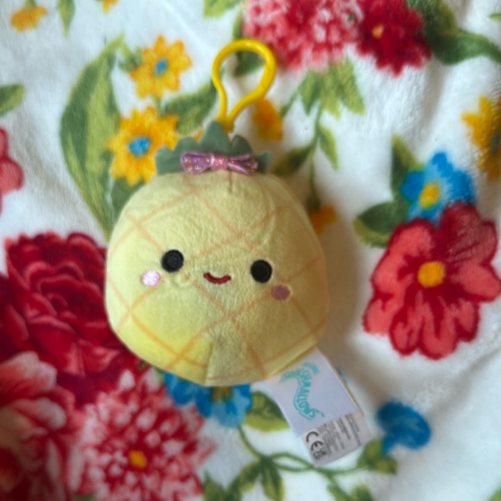 Squishmallows lulu the Yellow Pineapple Stuffed Animal NWTN